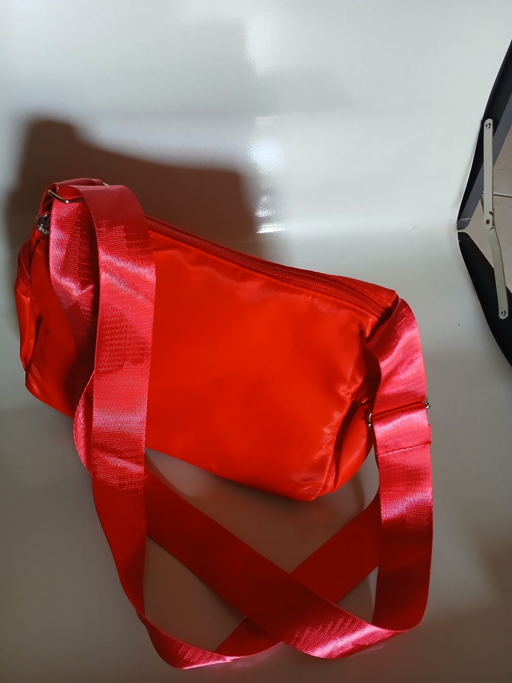 Red Multi-Pocket Crossbody Bag - Women's Shoulder Bag - Picture 2 of 4